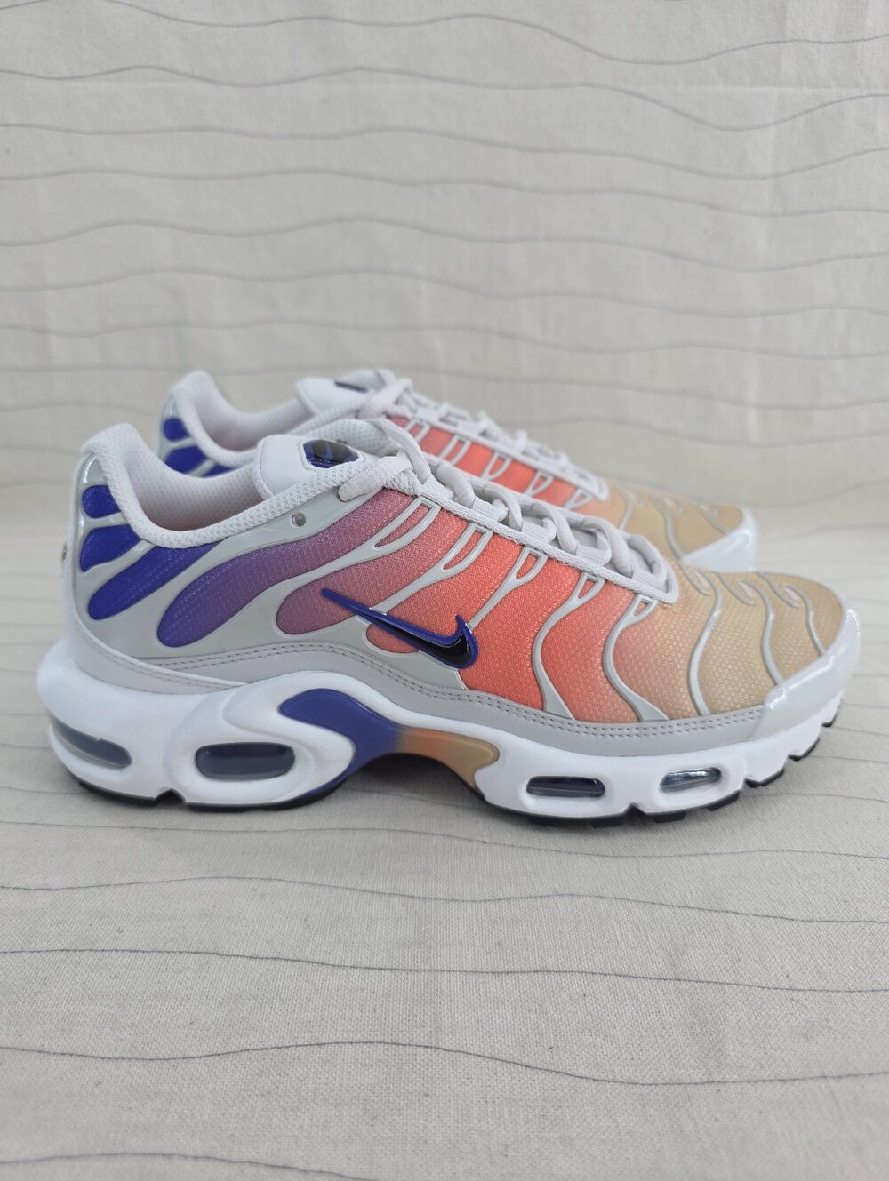 Nike Womens Air Max Plus Platinum Tint-Persian Violet-Mango Shoe DZ3670-003 Sz 7
